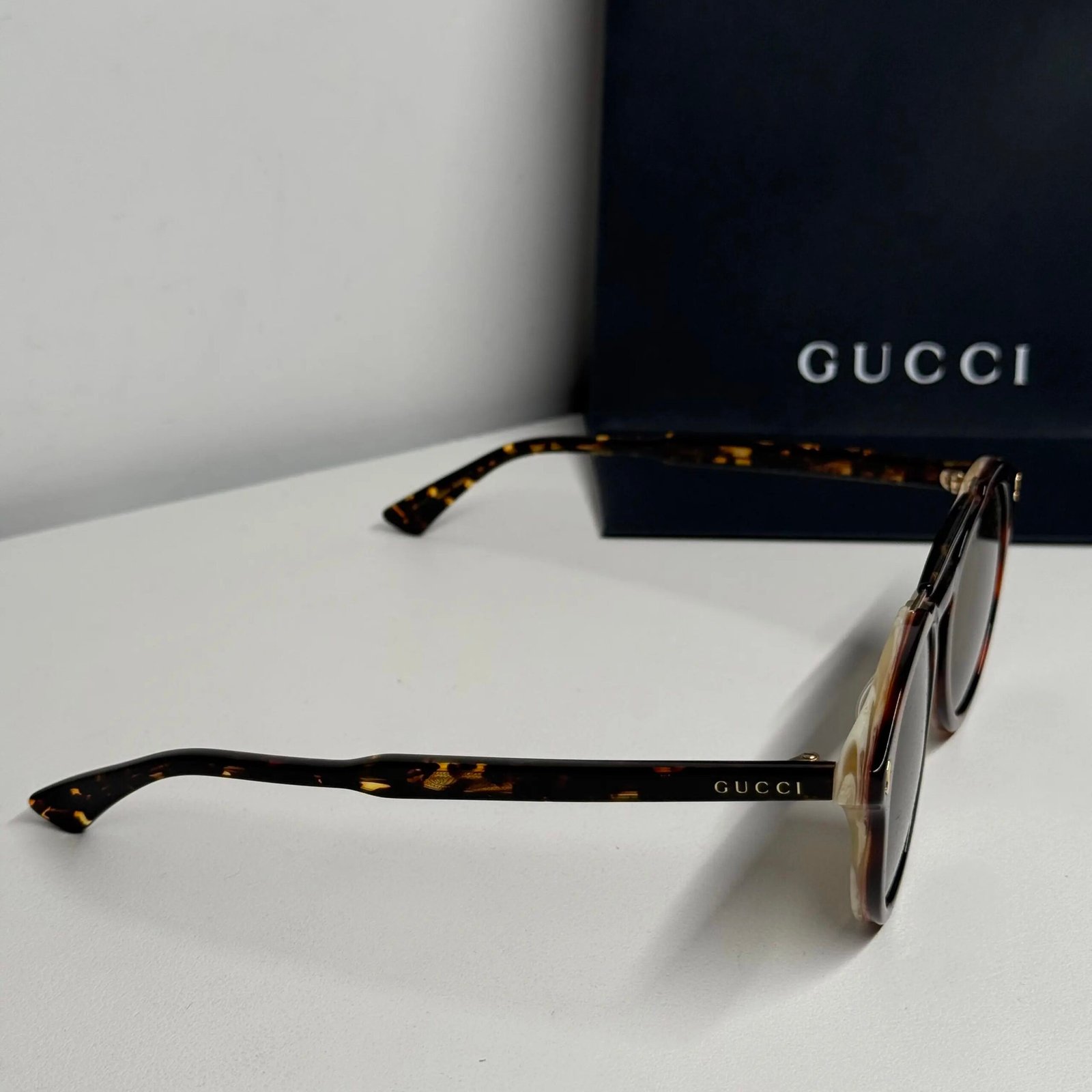 GUCCI dark brown round acetate sunglasses